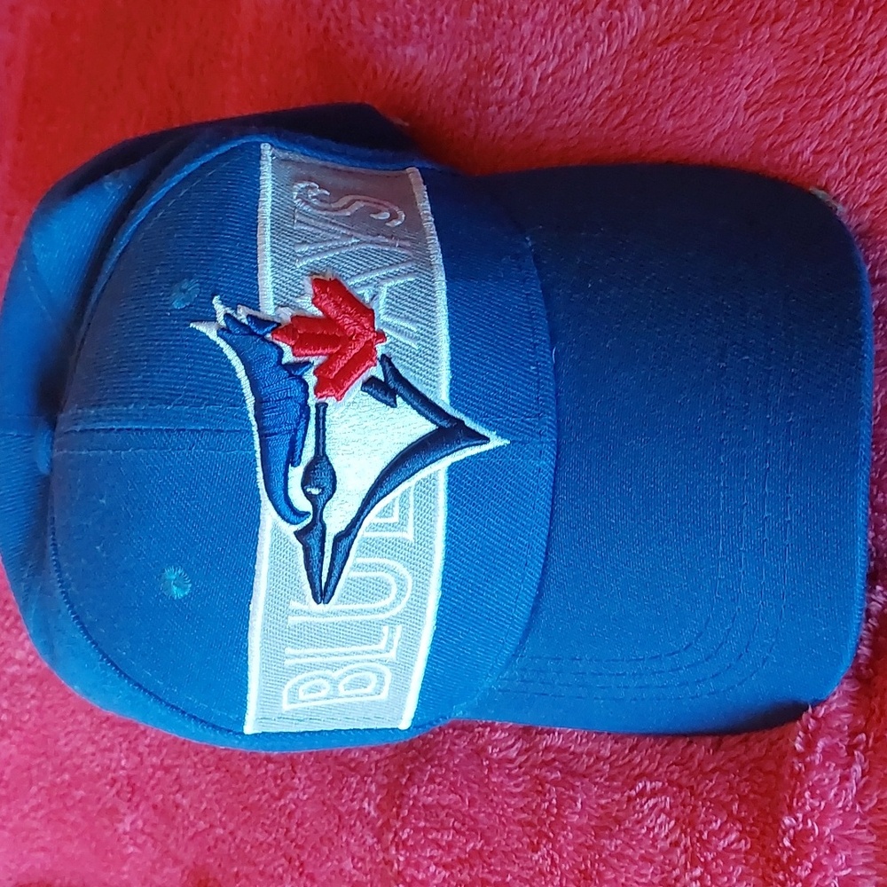 Toronto blue jay's baseball cap